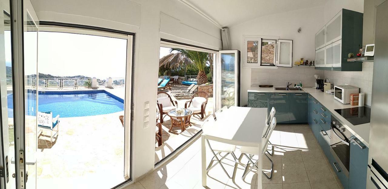 Infinity Blue Suite Saronida Bagian luar foto